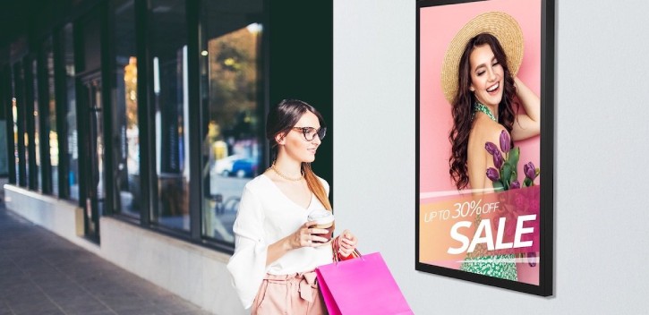 potencia-tu-carteleria-digital-con-redes-sociales-interaccion-en-tiempo-real