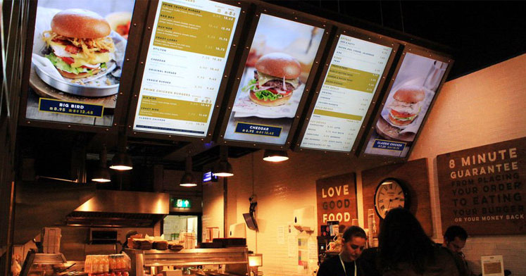 Cadena de hamburguesas gana un 50% más gracias al digital signage