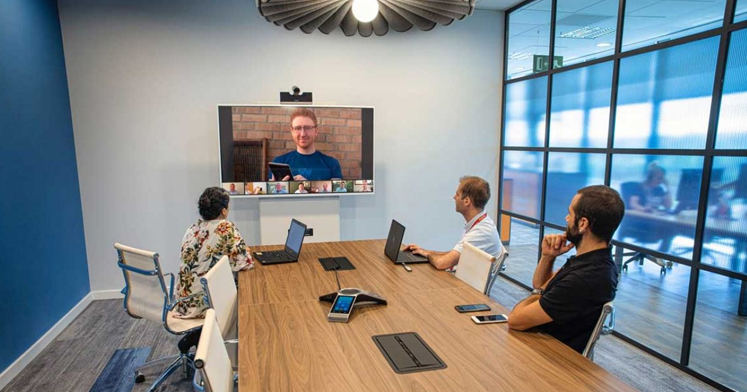La creciente adopción de la señalización digital en los espacios de oficinas corporativas