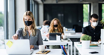 6 formas en que los espacios de trabajo híbridos están cambiando las comunicaciones