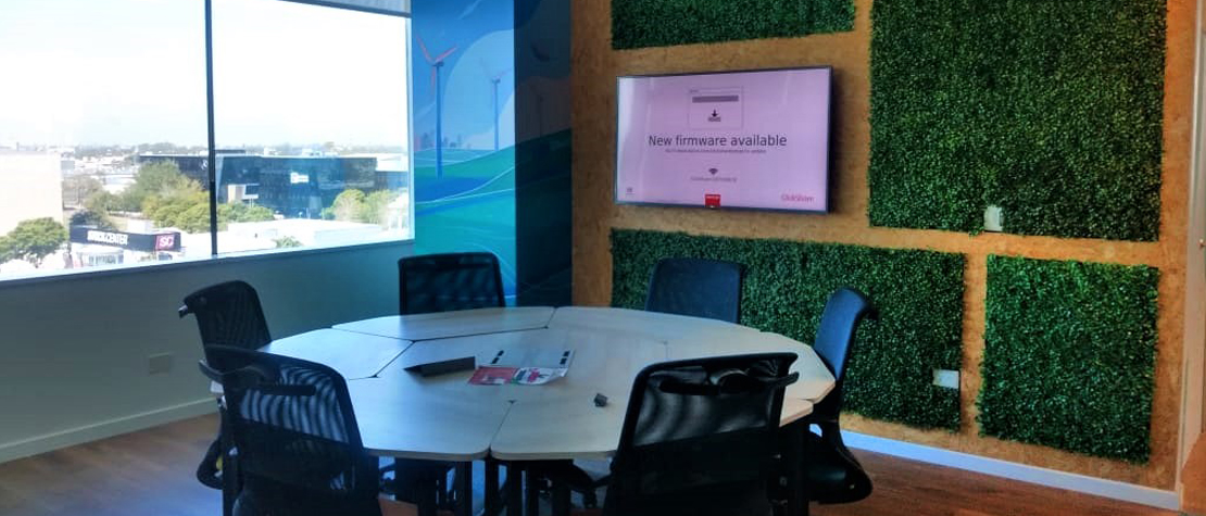 Pantallas Individuales y Tótems