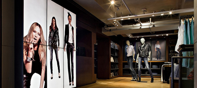 Videowall con fines publicitarios o cartelería digital